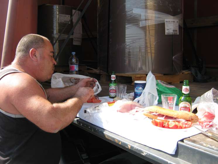 Trucker, Bier und Rotwein