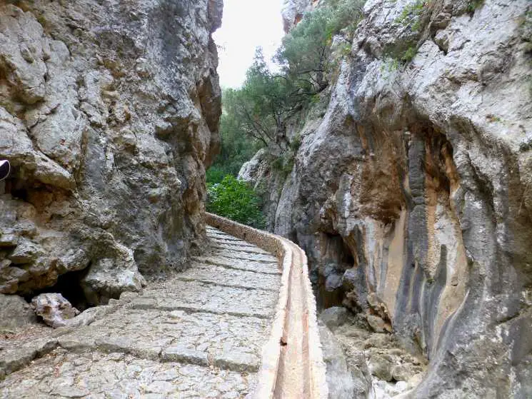 Schlucht Biniaraix Trockenmauerweg Mallorca