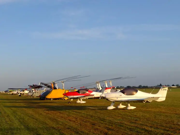 Ultraleichtflugzeuge in Blois