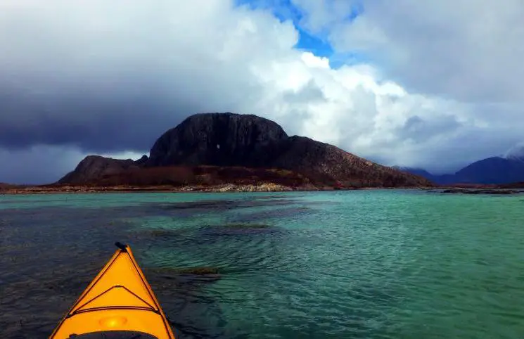 Kajak fahren an der Helgelandküste