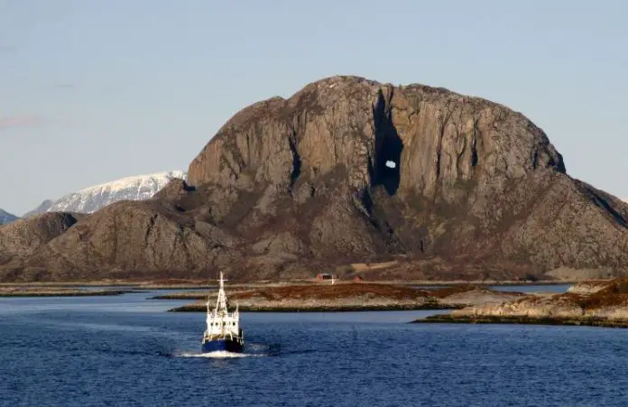 Torghatten - Der Berg mit dem Loch