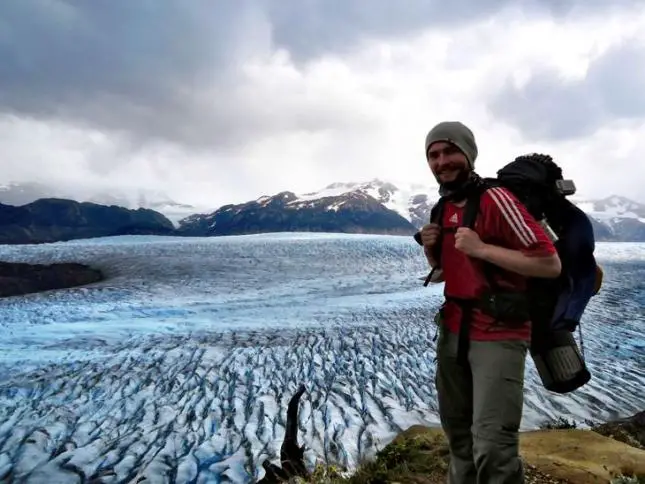 Backpacker Steve in Torres del Paine, Chile. Foto: Back-Packer.org 