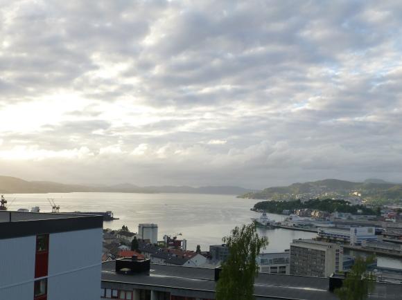 Blick auf den Byfjorden