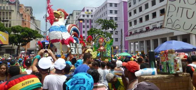 Verrückte Willkommensparty in Brasilien