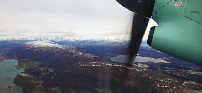 Mit dem Propellerflugzeug zu den Vesterålen